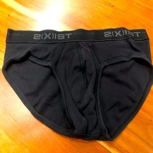 2(X)ist Briefs